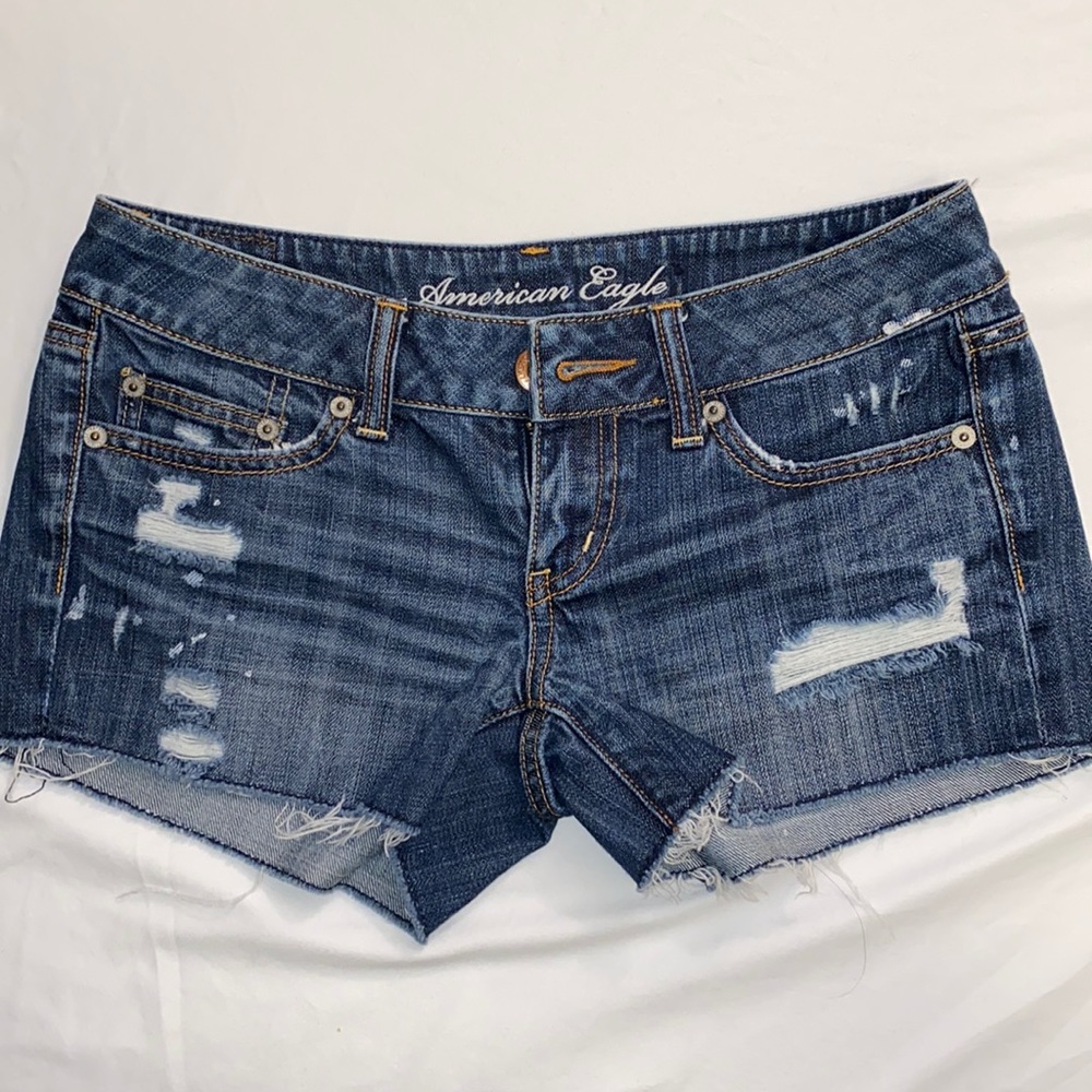 Women’s shorts- American Eagle size 2